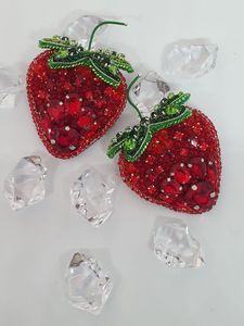 MD HANDICRAFTS Broche de luxe brodée et perlée, faite à la main, cadeau pour elle, modèle MD-9763, occasion de mariage - Product Image 3