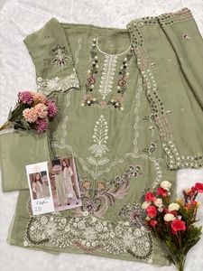 Nouvelle Conception Précieuse en Chiffon avec Broderie et Perles, Ensemble Salwar Kameez 3 Pièces, Tissu pour Robe de Soirée, Dernière Collection pour Femme - Product Image 5