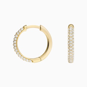 Pendientes de aro con bisagras y diamantes pavé de triple fila - Product Image 1