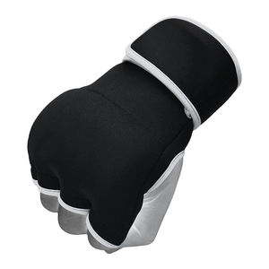 Bandages de boxe personnalisés de qualité supérieure, design de logo personnalisé, coton respirant écologique, colle à l'oxyde de zinc, fabriqué au Pakistan - Product Image 5