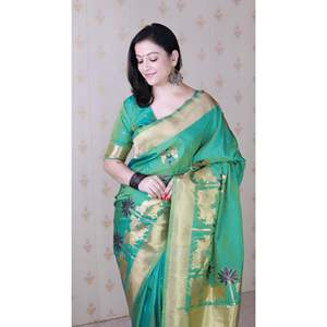 <b>Green</b> Soft <b>Silk</b> Saree with Kamdhenu Weaves Zari Woven Club Dresses Elegant and Comfortable <b>Green</b> <b>Silk</b> Saree - Product Image 5