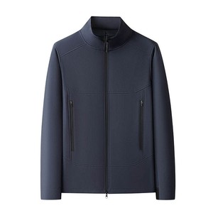 Chaqueta de senderismo al por mayor, chaqueta softshell de poliéster de 300 g/m², chaqueta deportiva con logotipo personalizado para minoristas de artículos de exterior en EE. UU. - Product Image 2