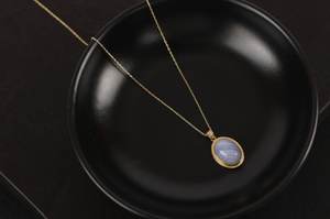 Collar de Ágata Azul con Encaje, Latón Chapado en Oro de 14K, Colgante Ovalado de Gema Natural, Joyería Elegante, Regalo - Product Image 5