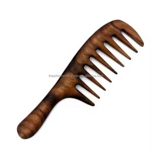 Peine de madera de primera calidad hecho a mano de madera natural Ideal para el cuidado del cabello sin enredos y la salud del cuero cabelludo - Product Image 5