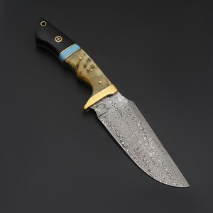 Cuchillo de Caza Personalizado Hecho a Mano de Acero de Damasco de Grado Industrial, Punta Caída, Hoja Recta, Mango de Madera Pakka - Product Image 2