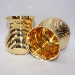 Objet décoratif en laiton poli doré, design artisanal, très demandé, idéal pour les cadeaux, avec fournitures en gros - Product Image 4