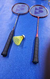 Raqueta de Bádminton Ofensiva 4U G6 Sin Marca, Fibra de Carbono, Ligera, Alta Rigidez, 28lbs, Profesional - Product Image 6