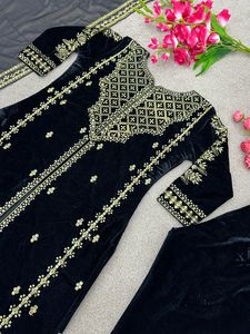 Designer Party Wear Look Embroidery Sequence Work <b>Velvet</b> <b>Top</b> With Dupatta and Fully Stitched Bottom Ready To Wear Collection - Product Image 4