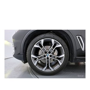 BMW X5 XDrive 40i XLine 2023, Volante a la Izquierda, Caja de Cambios Automática, con Cámara Trasera, 22,211 km - Product Image 5