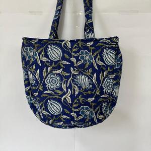 Bolso Tote de Algodón Azul con Estampado Floral, Bolso de Mano Acolchado, Bolso de Hombro Boho para Mujer, Bolso de Viaje y Compras de Gran Capacidad - Product Image 2