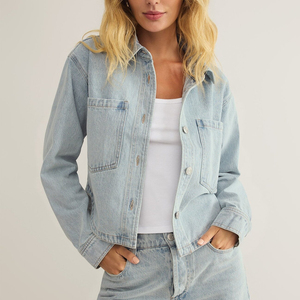 Chaqueta vaquera corta informal para mujer, de algodón puro elástico suave, con botones, lavado índigo claro, estilo otoñal, personalizada OEM. - Product Image 6