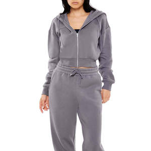 Hoodies courts surdimensionnés personnalisés pour femmes à prix réduit – Vente en gros de hoodies courts zippés pour femmes – Hoodie court d'hiver pour femmes - Product Image 1
