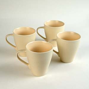 ชุดแก้วเซรามิกเนื้อ Bone China สีพีชอ่อน ลายดอกไม้น่ารัก ดีไซน์พิเศษ ไม่ซ้ำใคร จำนวน 6 ใบ ใช้กับไมโครเวฟได้ เหมาะสำหรับกาแฟ  พร้อมสำหรับการพิมพ์ลายแบบ Sublimation - Product Image 4