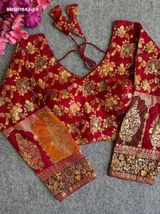 เสื้อไหมโดลาคุณภาพสูง แท้ 100% พร้อมลายทอหลากสีและลายปักดิ้นทอง คอวีบุฟองน้ำ แขน 3/4 คอลเลคชั่นเสื้อขายส่ง - Product Image 2