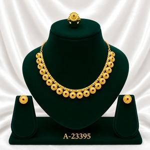 Juego de Joyería de Oro de 10K con Forma de Flor, Collar, Pendientes y Anillo, Clásico para Boda, Modelo A-23359 para Mujer - Product Image 6
