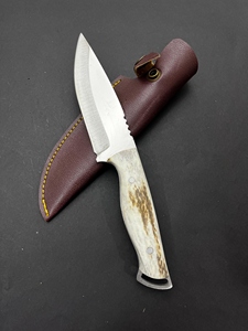 Couteau de chasse artisanal en acier Damas 1095 de qualité industrielle, manche en Micarta, revêtement noir au poudre, stock usine disponible - Product Image 6