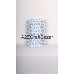 Poubelle pliable innovante en carton et tissu de coton avec peinture décorative pour une vie durable, usage hospitalier et collecte des déchets - Product Image 1