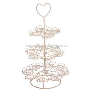 Soporte de Metal de 3 Niveles para Postres y Frutas con Asa en Forma de Corazón para Exhibición en Mesa y Servicio en Fiestas - Product Image 5