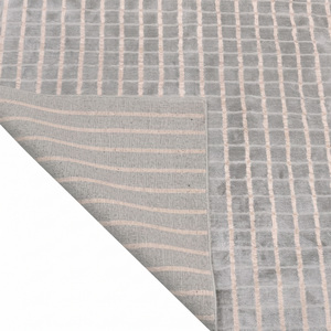 Tapis gris clair ivoire en laine à motif quadrillé, antidérapant, écologique, tufté à la main, texturé, géométrique, pour salon - Product Image 5