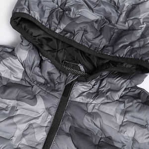 Blouson Bomber Unisexe Imperméable et Rembourré, Manteau d'Hiver Chaud Léger à Capuche, Vêtement d'Extérieur Isolé et Élégant pour Tenue Décontractée - Product Image 6