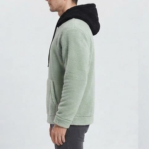 เสื้อฮู้ดผู้ชายสีเขียวอ่อนผ้าฟลีซคุณภาพสูงพร้อมกระเป๋า  ทรงปกติ สวมใส่สบาย เหมาะสำหรับฤดูหนาว  รับทำโลโก้ตามสั่งตามความต้องการสูง - Product Image 3