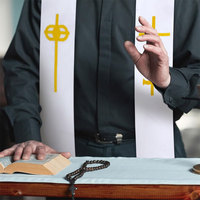 Écharpe de graduation brodée avec croix et colombe, écharpe officielle de mariage pour prêtres et pasteurs