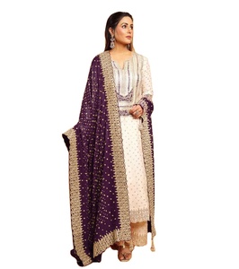 Conjunto de Tres Piezas de Salwar Kameez Dupatta Indio Pakistaní de Diseño de Moda, Superventas de Hina Khan, en Viscosa Sin Costuras - Product Image 1