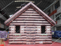 Structure gonflable combinée maison en rondins et toboggan, parcours de jeux, piste de course, château gonflable extérieur décoratif, petite machine distributrice, carnaval