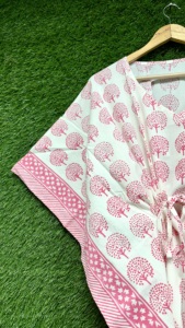Caftán de Algodón con Estampado Floral Rosa, Hecho a Mano en India, para Mujer, Verano/Primavera, Ecológico, Cómodo, Vestido de Noche, Vestido Largo para Embarazadas, Estilo Boho - Product Image 3