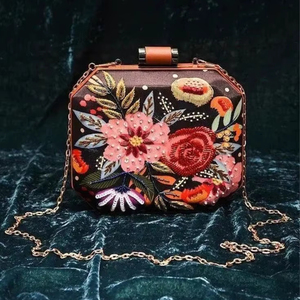 Bolsos de Noche Bordados a Mano para Mujer, con Cristales y Diamantes de Imitación, para Fiestas y Bodas, Bolsos de Mano con Cuentas Bordadas - Product Image 1