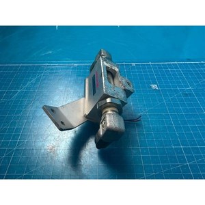 TOKYO <b>FLOW</b> <b>METER</b> FC-SE013 Digital Mass <b>Flow</b> <b>Meter</b> Used As Is Legacy Semiconductor Equipment Parts - Product Image 2