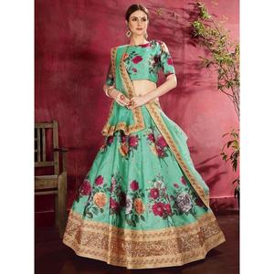 Vêtement de mariage en soie Banglori à imprimé floral vert Lehenga Choli - Product Image 5