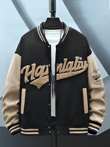 Chaqueta Varsity Negra Personalizada de Alta Calidad para Hombre con Letras Bordadas en Dorado y Mangas Beige, Chaqueta de Béisbol Estilo Varsity - Product Image 1