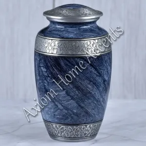 Urne funéraire artisanale en aluminium, élégante, pour commémorer les proches, par Axiom Home Accents - Product Image 4
