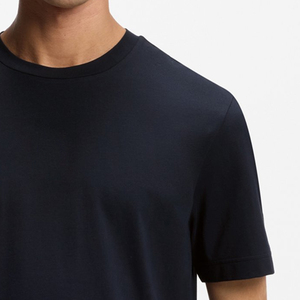 เสื้อเชิ้ตผู้ชายเรียบง่ายแต่ดูดีมีสไตล์ สีพื้น คุณภาพสูง ทันสมัย ผลิตจากผ้าฝ้าย บริการ OEM ออกแบบทรงหลวมใส่สบาย - Product Image 4