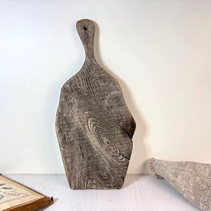 Planche à découper en bois vintage artisanale, style rustique et primitif, en bois massif, pour la décoration de cuisine, la maison, le restaurant, le café - Product Image 1