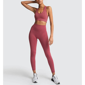 Ensemble de yoga personnalisé pour femme : haut court dos nageur et leggings taille haute, 2 pièces, extensible et respirant, tenue d'entraînement, fabricant OEM - Product Image 6