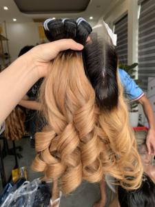 Perruques volumineuses et mèches de cheveux vietnamiens couleur naturelle avec closures, extensions de cheveux vierges Remy à trame unique du Vietnam - Product Image 6