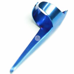 Pince à extensions de cheveux avec 2 trous et poignée à double ressort en acier inoxydable allemand de qualité supérieure - Product Image 5