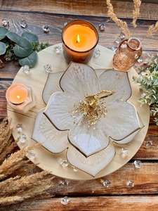 High End White Resin Flower Shape Two Tier Cake Stand For Wedding Dessert <b>Table</b> Setup And <b>Birthday</b> Cake Presentation From India - Product Image 4