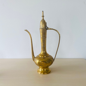 Carafe multifonction en laiton de style moghol, pichet en laiton antique fait main, carafe à eau indienne vintage, pot à eau décoratif en laiton orné, traditionnel - Product Image 6