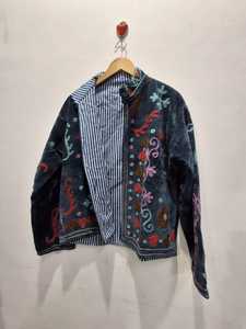 Veste bomber à col rond à bouton unique à séchage rapide avec motif floral brodé Suzani, courte et chaude en cachemire pour femmes - Product Image 4