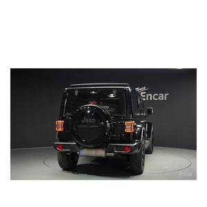 Jeep Wrangler 2.0 Overland Power Top 4 portes, SUV avec boîte de vitesses automatique, direction à gauche, sièges en tissu, caméra arrière, 53 541 km, modèle 2023 - Product Image 4