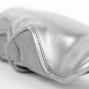 Espinilleras Unisex con Logotipo Personalizado, Protección Profesional, Plegables, Resistentes, Antideslizantes, Fabricadas en Cuero Vacuno para Boxeo - Product Image 2