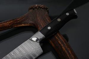 Cuchillo de chef Black Smith 1987 de acero de Damasco de 12 pulgadas con mango de resina negra - Product Image 1