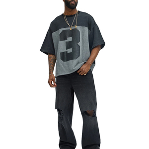 T-shirt oversize à blocs de couleurs, manches courtes, col rond, style streetwear, en jersey de coton avec impression du numéro 3 sur le devant - Product Image 3