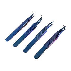 Juego de Pinzas para Pestañas de Acero Inoxidable de Precisión, 4 Piezas, Empaque en Caja Azul, Punta Suave - Product Image 2