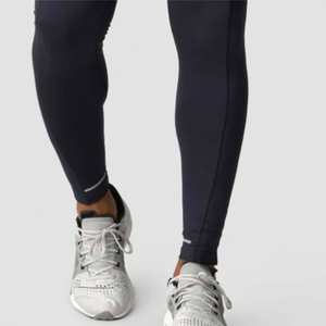Men's Compression <b>Leggings</b> Crossover Waistband Tummy Control Seamless Design Solid <b>Pattern</b> Anti-UV Quick Dry for Enhanced - Product Image 4