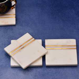 Ensemble de dessous-de-verre carrés en marbre avec rayures dorées, tapis modernes en pierre antidérapants, sous-plats de table de 10 cm, décoration de table à manger - Product Image 2