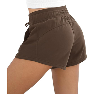 Nouveau style de short de survêtement pour femme avec poches, en coton uni, en molleton bouclette, avec cordon de serrage, pour l'été, l'entraînement, les loisirs et la détente - Product Image 4
